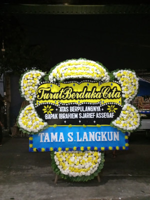 Papan Bunga Duka di Simpar
